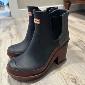 Hunter Chunky Heel Boots 7